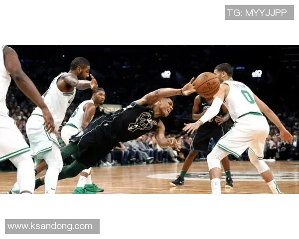 2018年NBA常规赛勇士与雄鹿对决精彩回顾与赛后分析