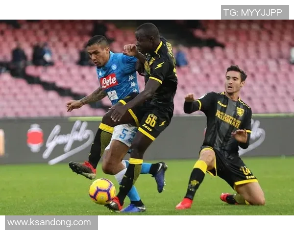 埃夫斯堡与法尔激战在即谁能在这场较量中脱颖而出