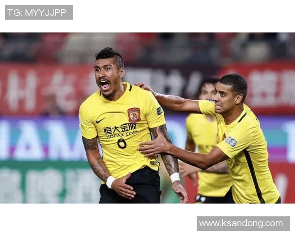 重庆与鲁能激战正酣现场直播全程回顾与精彩瞬间分析