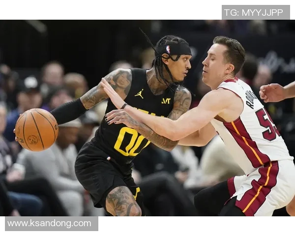 雷霆与爵士激战正酣1月24日精彩对决回顾与分析